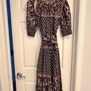 Elegant Black and Cream Patterned Dress